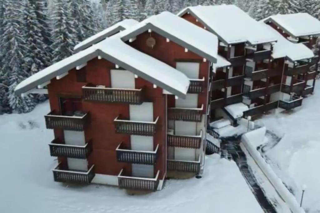 Studio Au Pied Des Pistes Avec Vue Sur La Montagne Mieussy Exterior photo