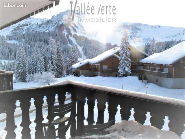 Studio Au Pied Des Pistes Avec Vue Sur La Montagne Mieussy Exterior photo